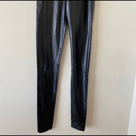 ARITIZA- Wilfred Free Daria Black Faux Leather Leggings/Pant (Small) - Picture 3 of 9